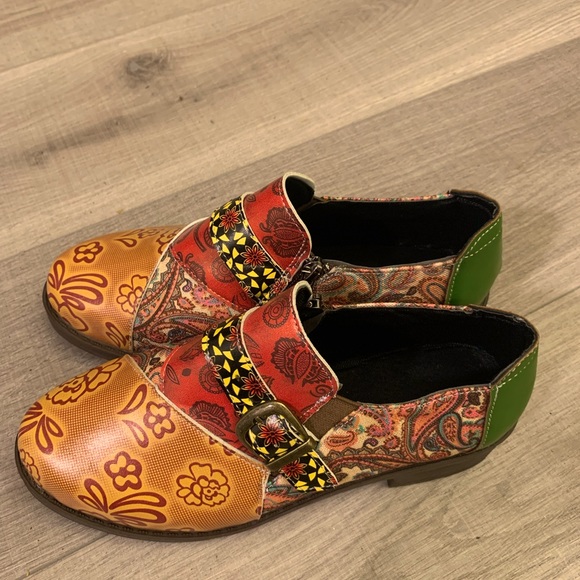 Retro style multicolor never worn Socofy boots. - Picture 1 of 4